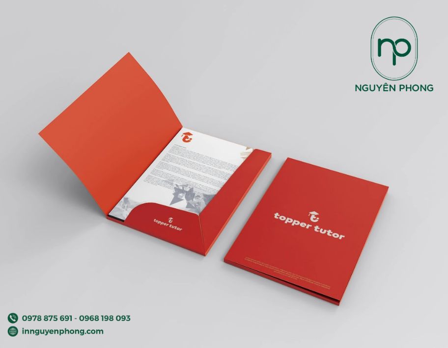 Logo giáo dục in trên kẹp file